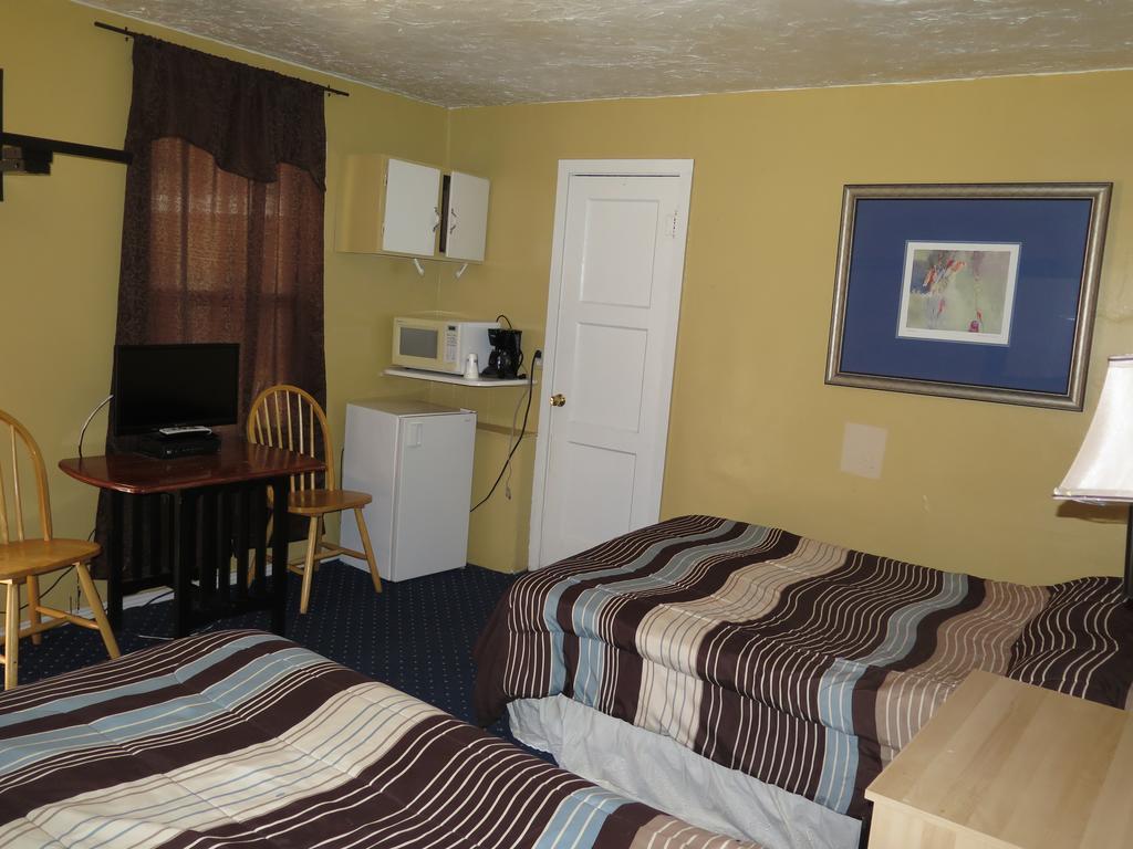 Pillow Talk Motel Wellington Exterior photo