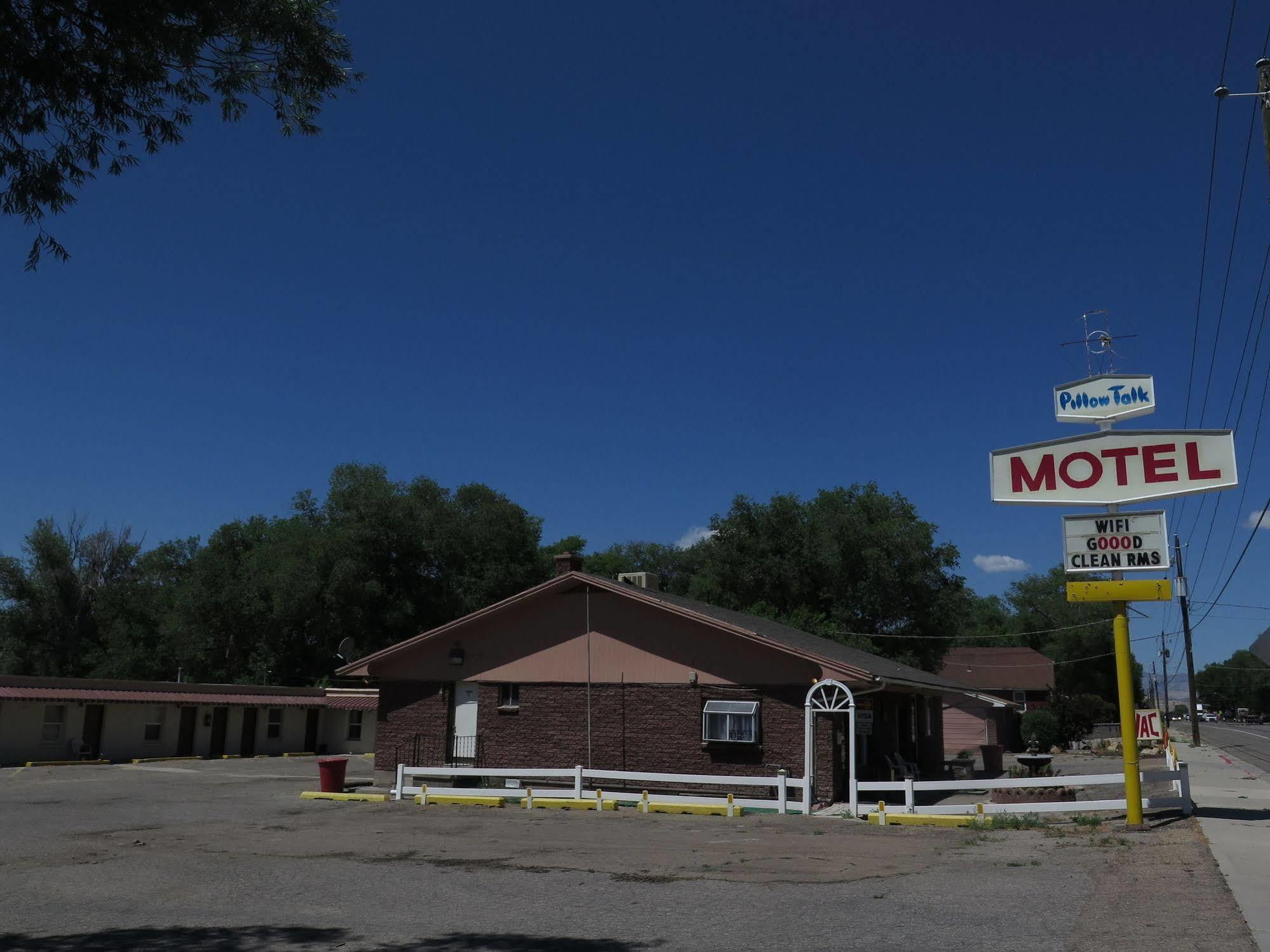 Pillow Talk Motel Wellington Exterior photo