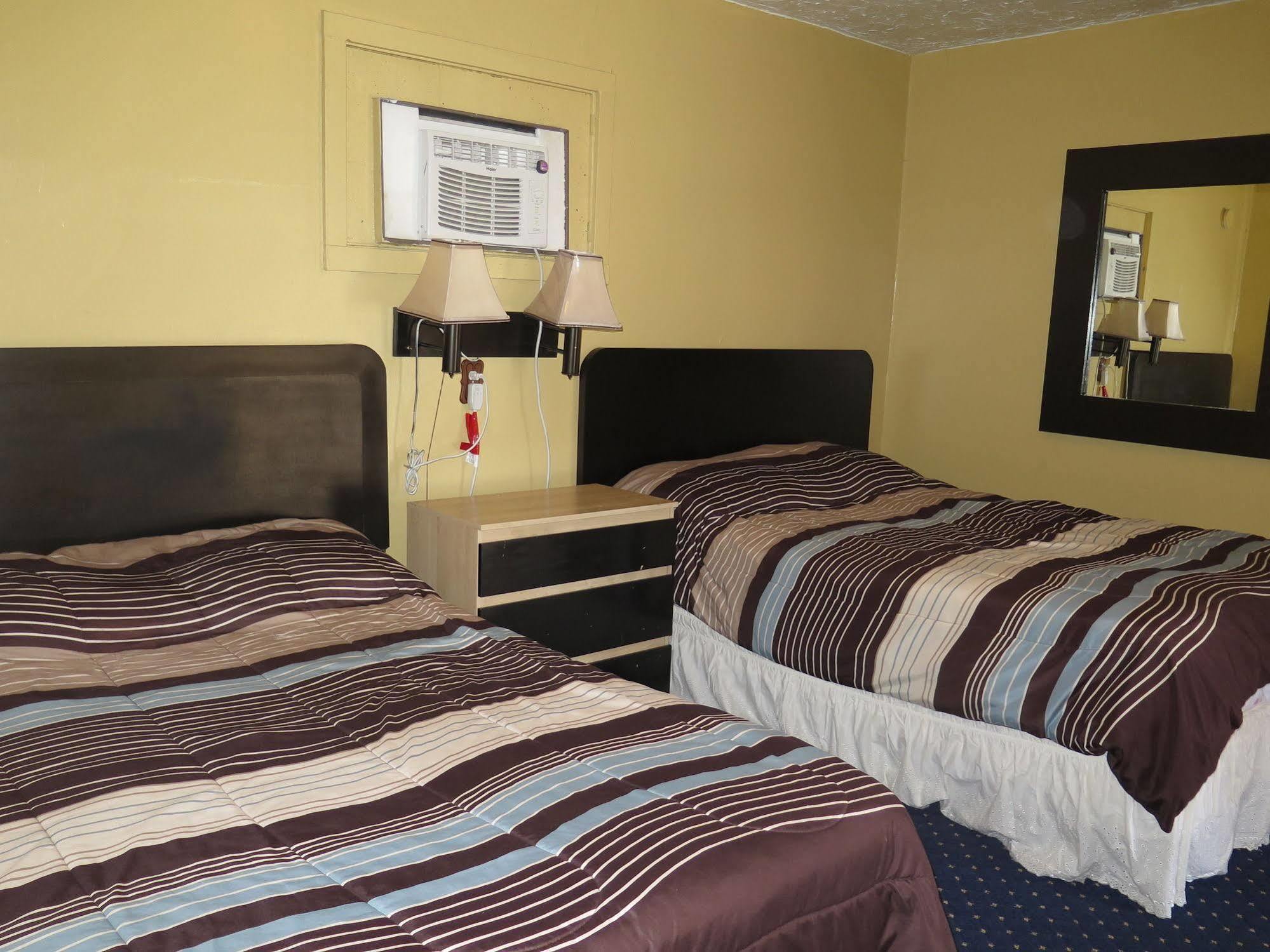 Pillow Talk Motel Wellington Exterior photo