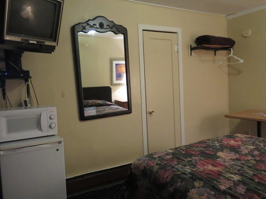 Pillow Talk Motel Wellington Exterior photo